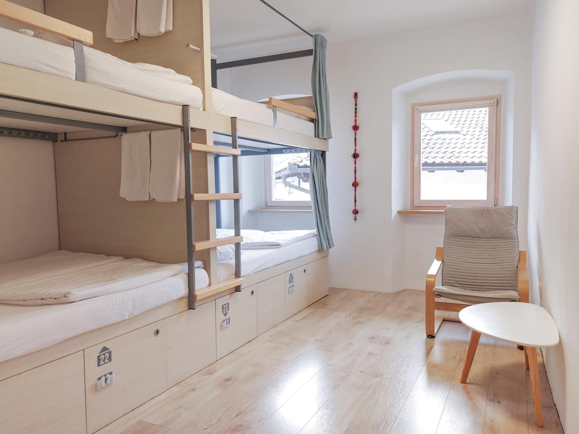 Premium Hostel Кобарид Екстериор снимка