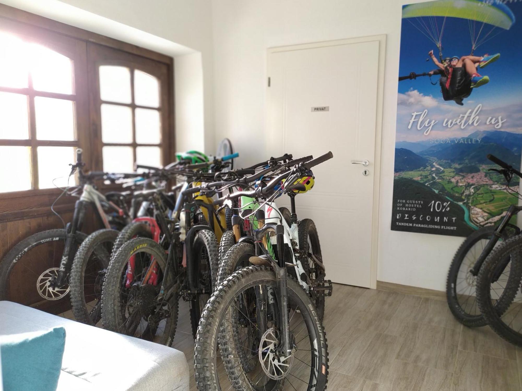 Premium Hostel Кобарид Екстериор снимка
