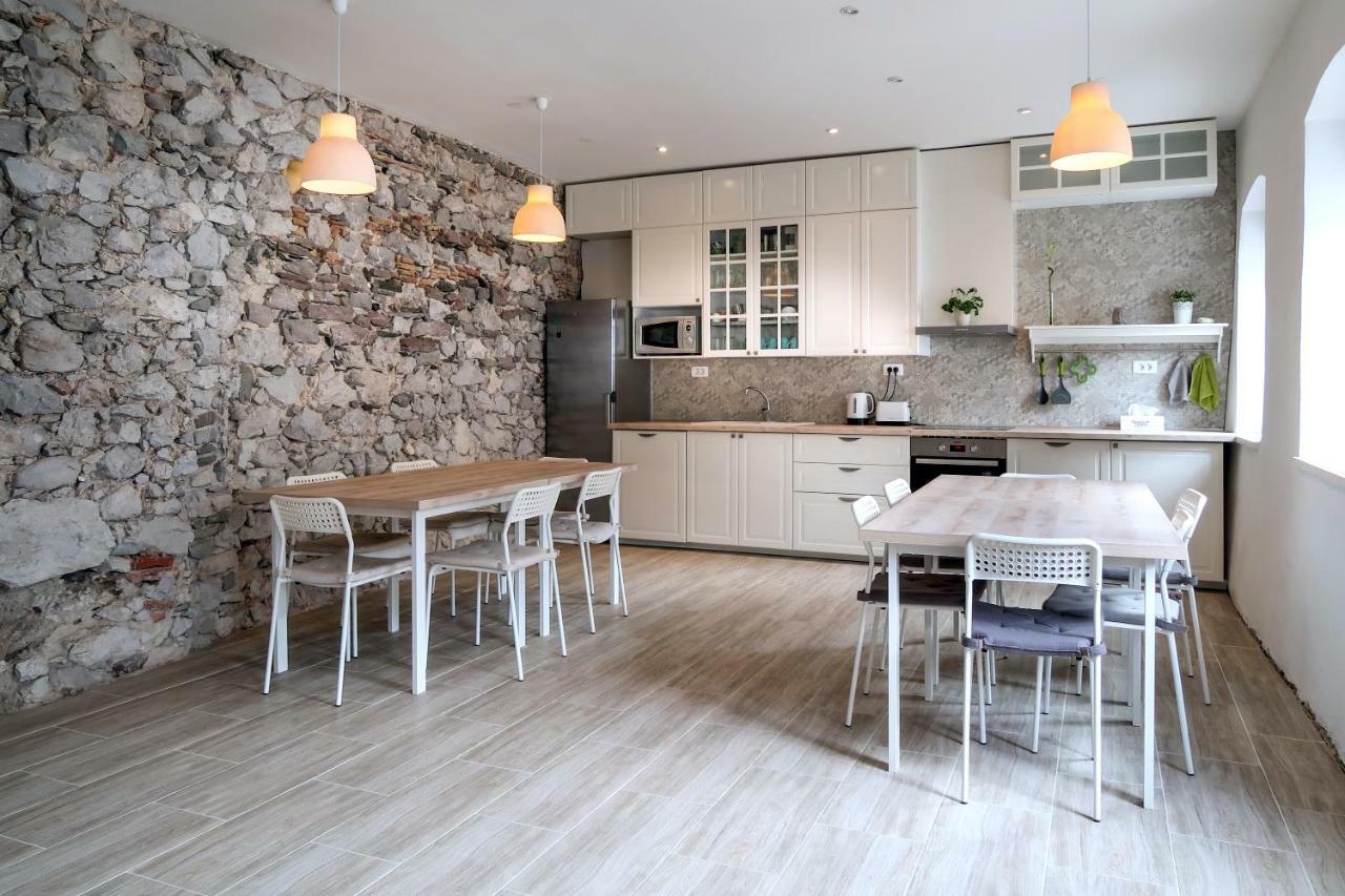 Premium Hostel Кобарид Екстериор снимка
